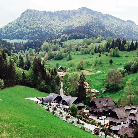 Wellness Rezort Janosikov Dvor Zázrivá Exterior foto