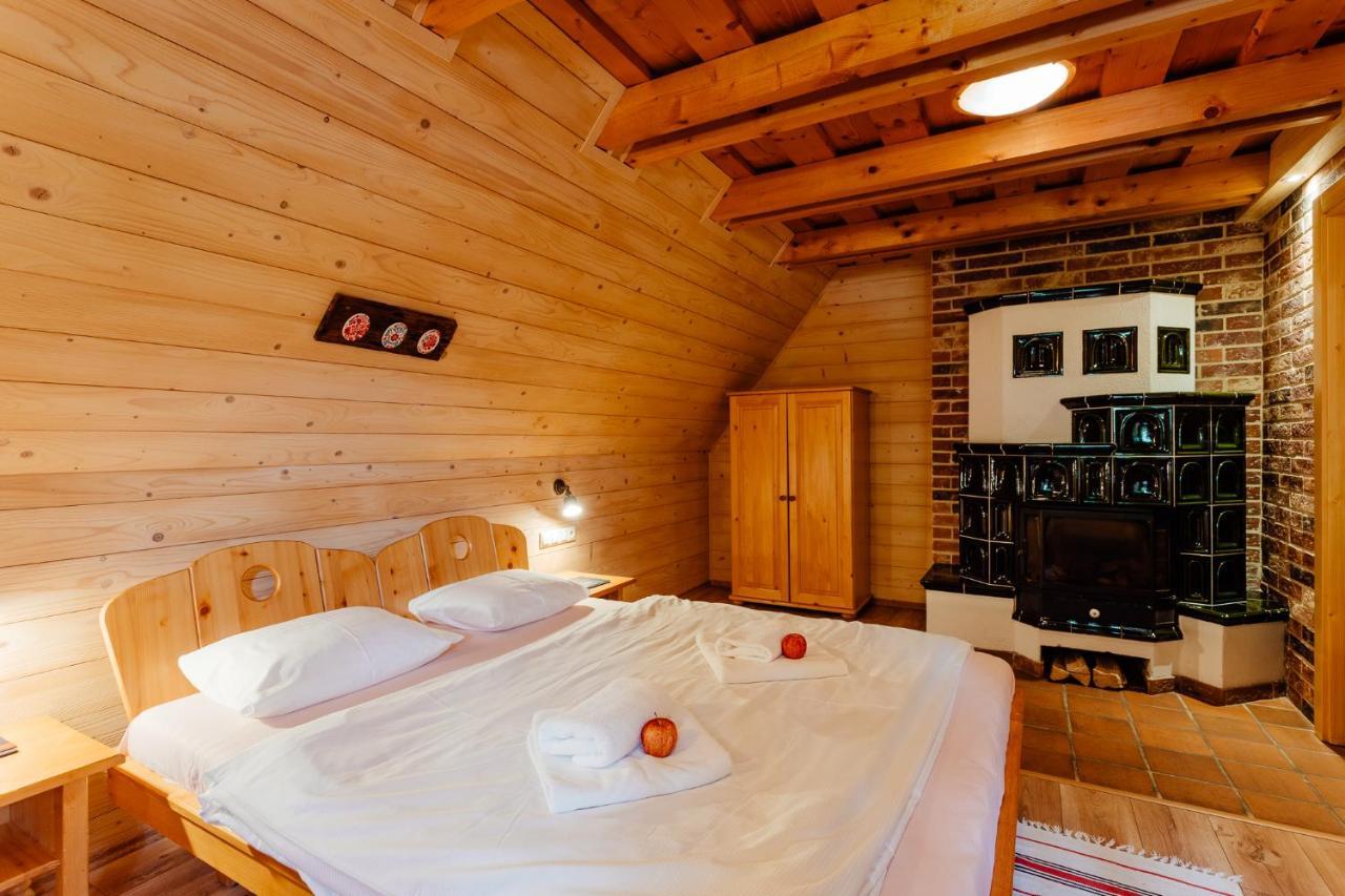 Wellness Rezort Janosikov Dvor Zázrivá Exterior foto