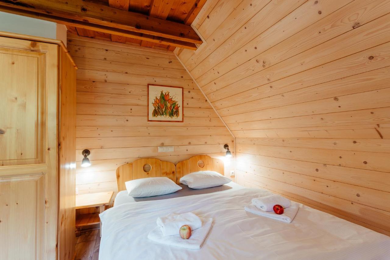 Wellness Rezort Janosikov Dvor Zázrivá Exterior foto
