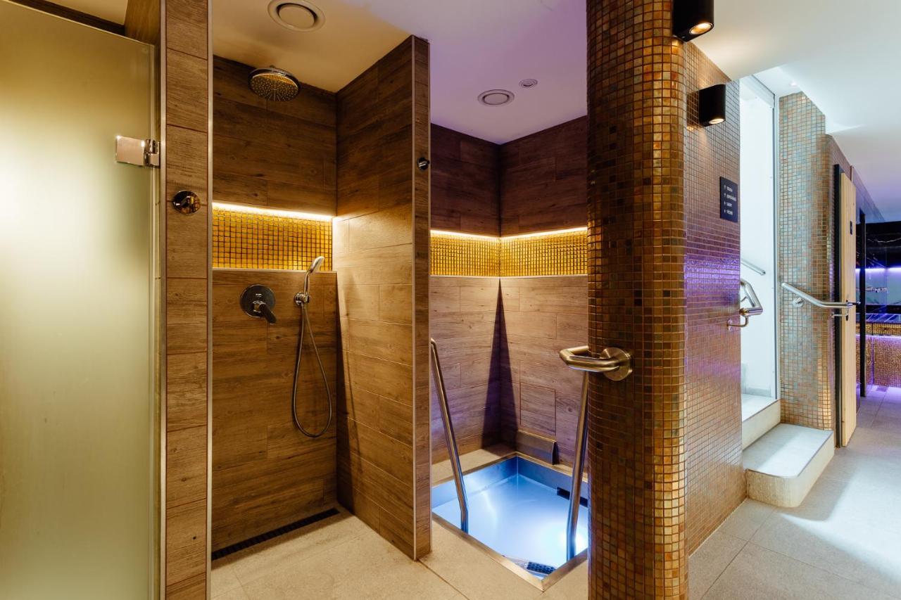 Wellness Rezort Janosikov Dvor Zázrivá Exterior foto