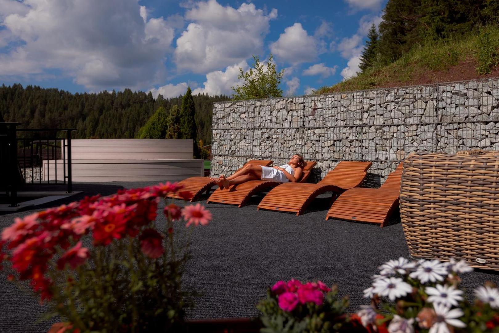 Wellness Rezort Janosikov Dvor Zázrivá Exterior foto