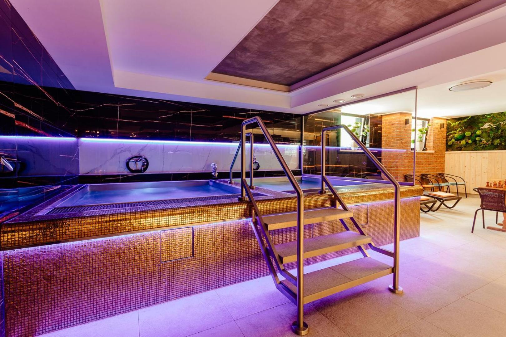 Wellness Rezort Janosikov Dvor Zázrivá Exterior foto